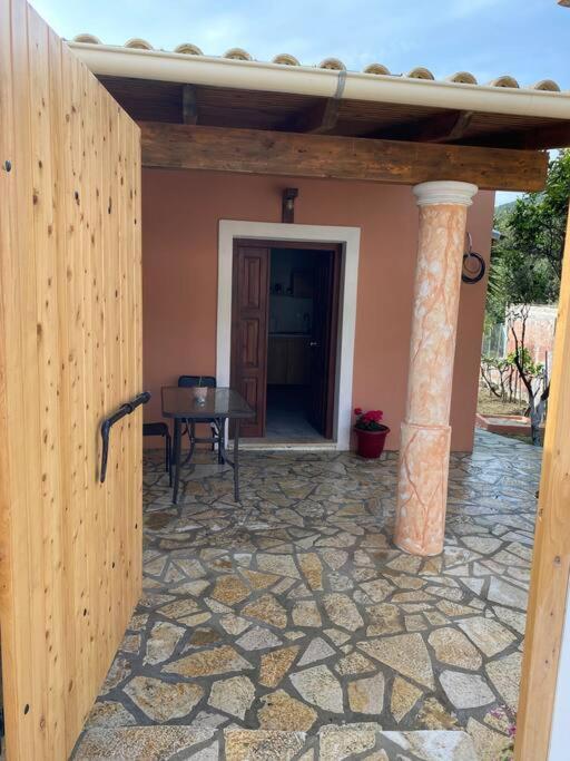 Casa Piccolino Villa Paramonas  Екстериор снимка