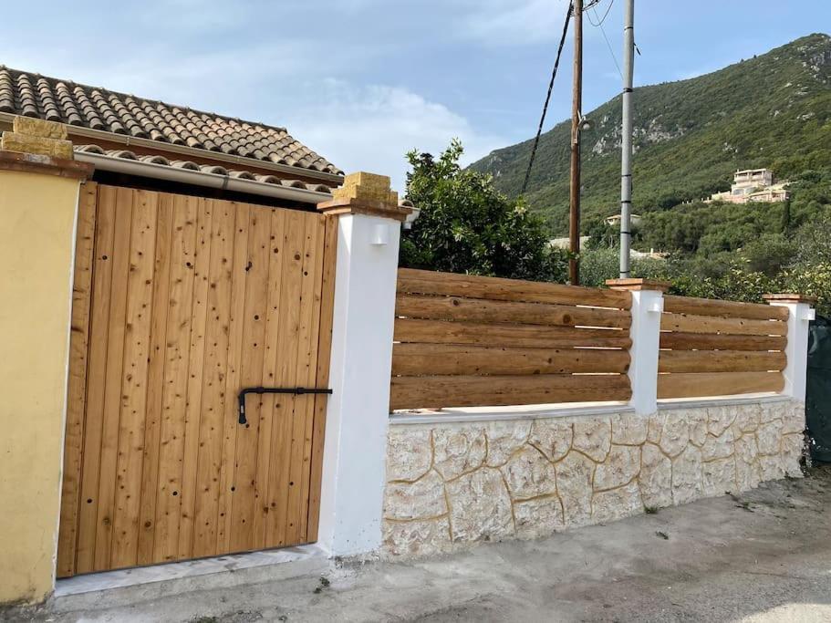 Casa Piccolino Villa Paramonas  Екстериор снимка