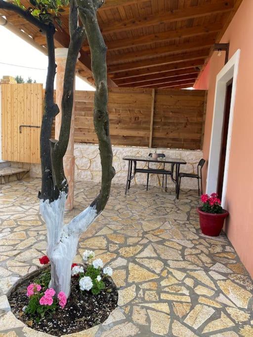 Casa Piccolino Villa Paramonas  Екстериор снимка